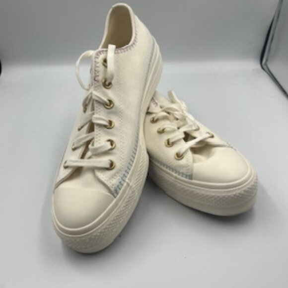 NEW Converse Gold Tag Women’s Sz‎ 11 Sneakers Platform Chuck Taylor All star NWT - Picture 1 of 15